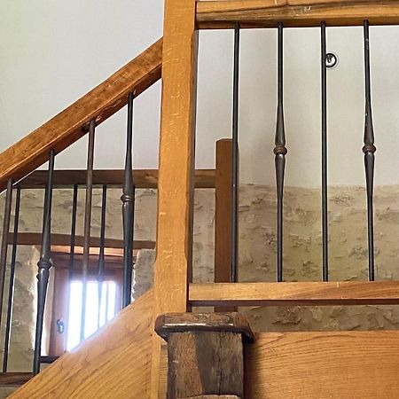 Le Domaine De Tizo Otel Saint-Victor-de-Morestel Dış mekan fotoğraf
