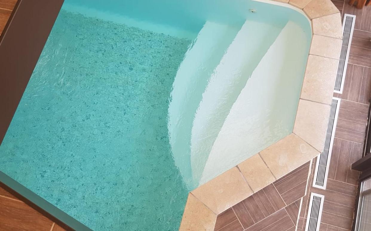 Le Domaine De Tizo Otel Saint-Victor-de-Morestel Dış mekan fotoğraf