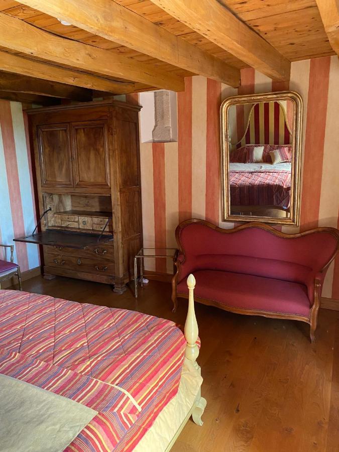 Le Domaine De Tizo Otel Saint-Victor-de-Morestel Dış mekan fotoğraf